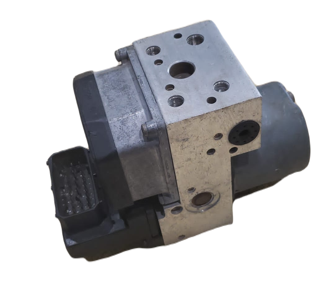 2003 Ford Mustang ABS Module & Pump Assembly, 8 Cylinder, COBRA