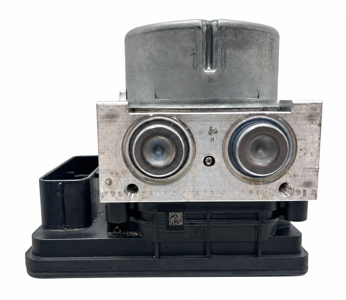 2017 Ford Fusion ABS Module & Pump Assembly | 1.5L - Back View